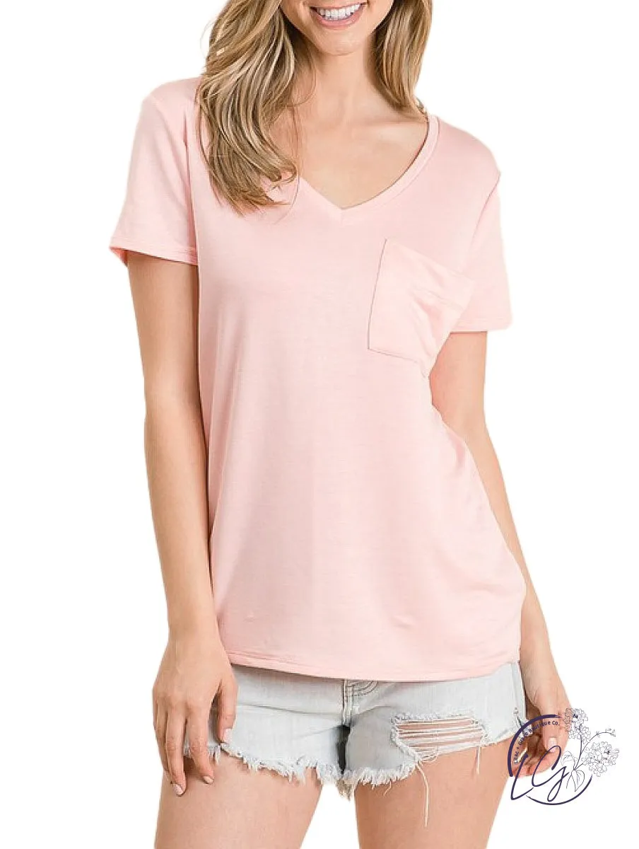 Curvy Basic & Casual V-Neck Tee