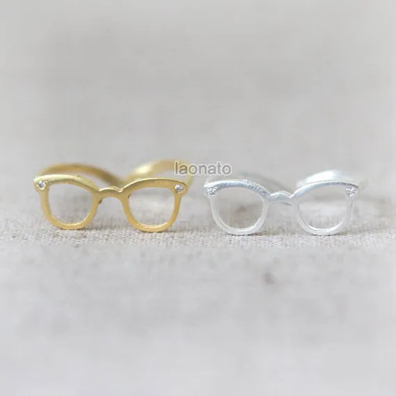 Geek Chic Glasses Ring