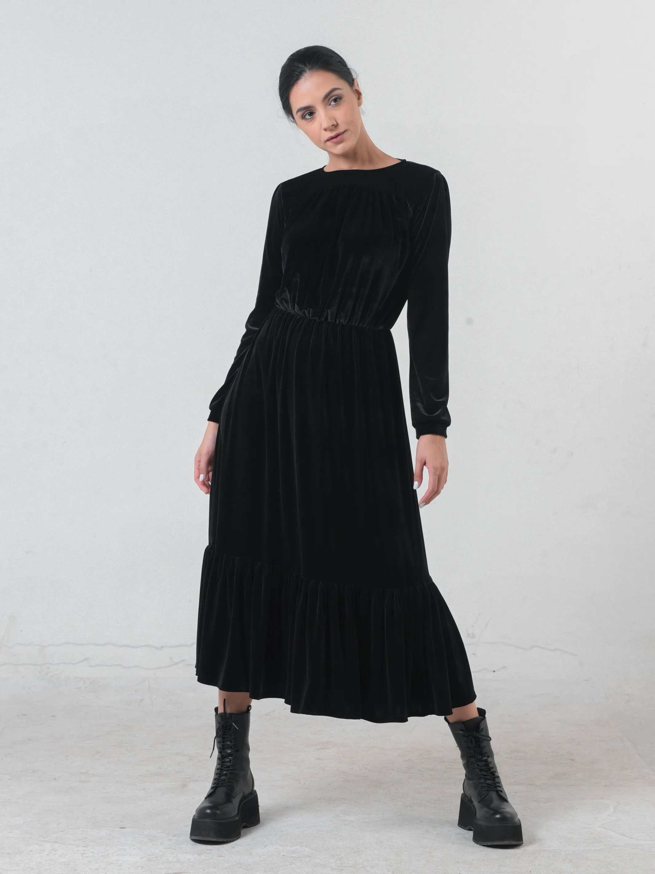 Long Velvet Dress In Black