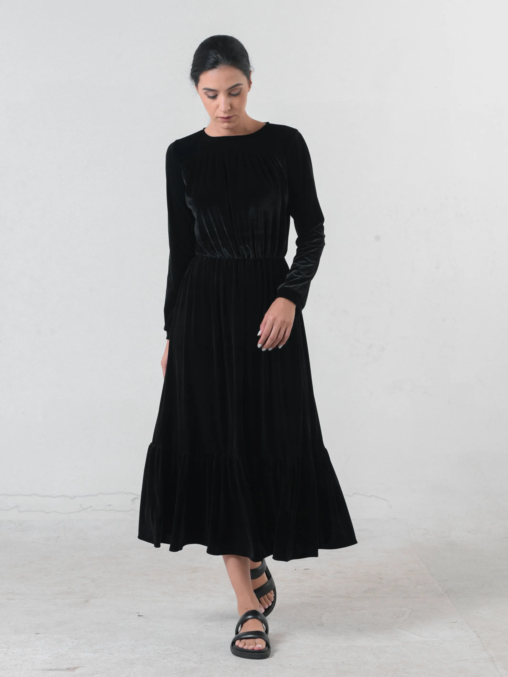 Long Velvet Dress In Black