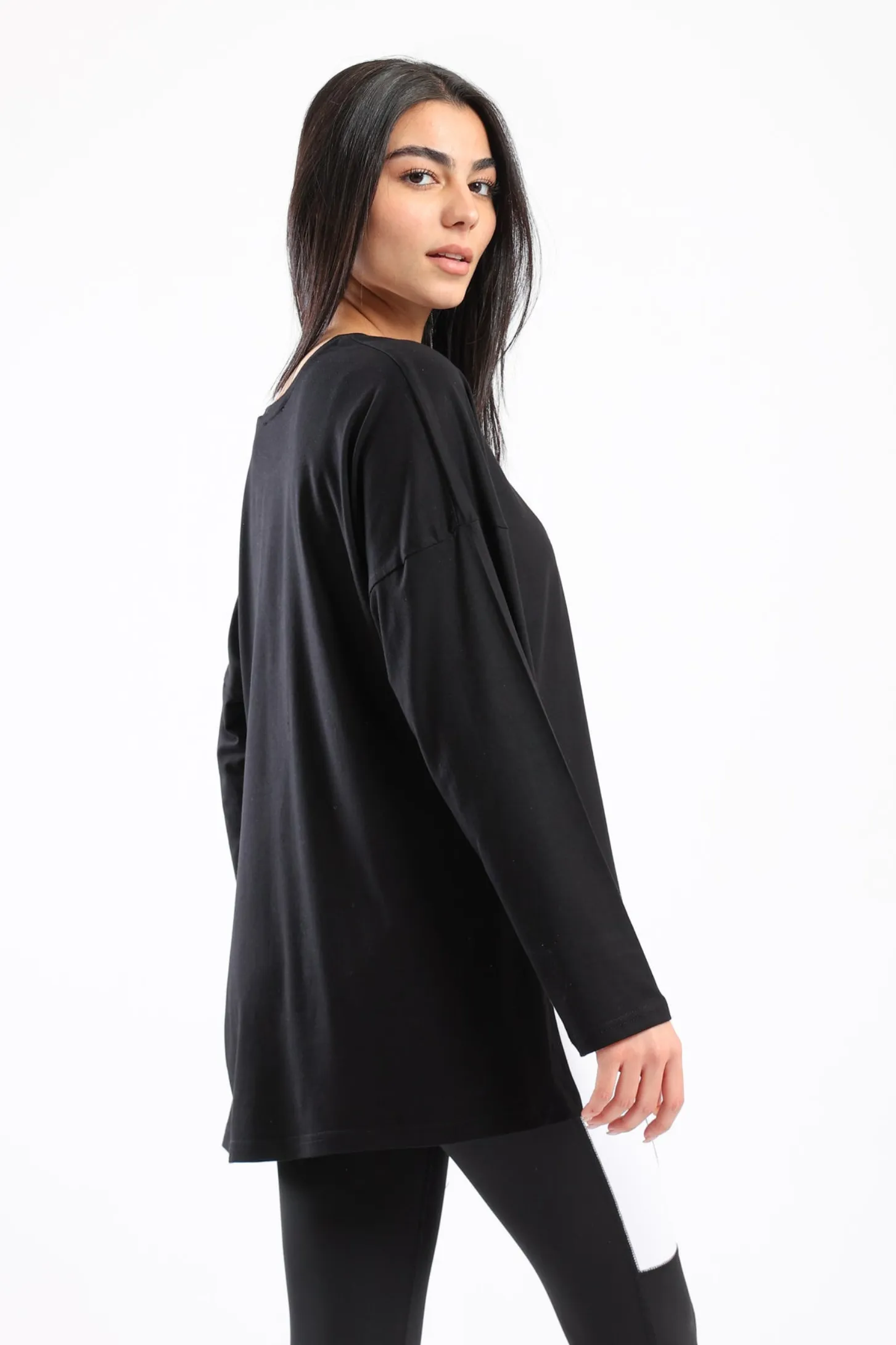 RELAXED FIT SIDE SLIT TOP - BLACK