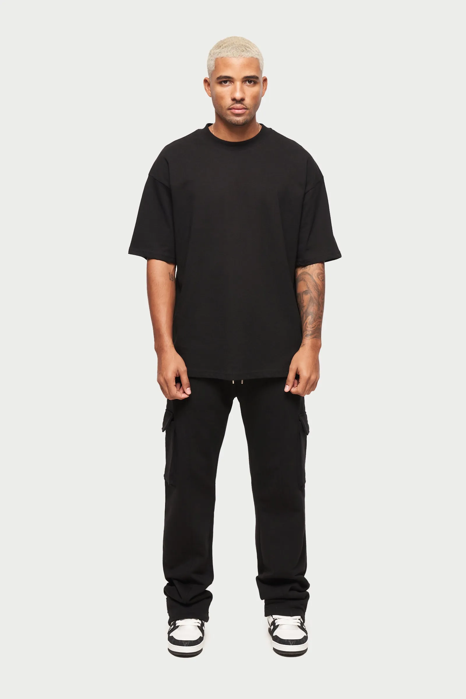 UNBRANDED RELAXED T-SHIRT - BLACK